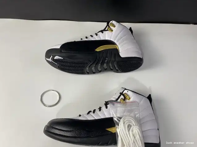 Reps LUCY Royalty Air CT8013-170 Jordan 12 0616